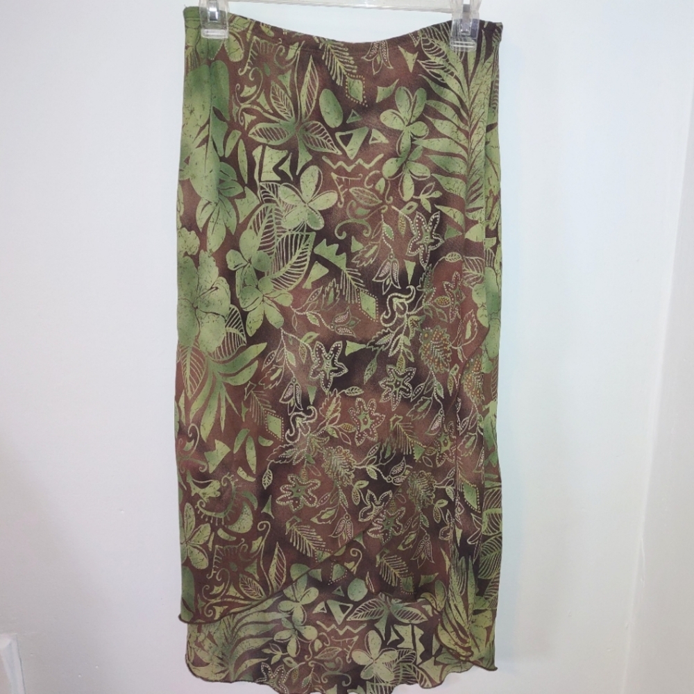 Skirt w/ Jungle Plants Design